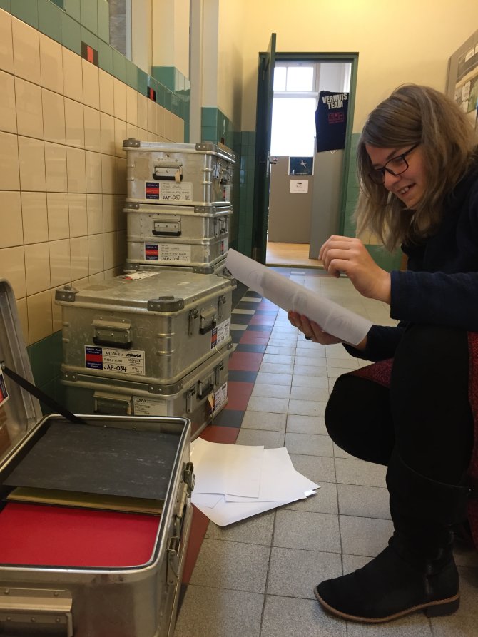 Susanne Kühn registers everything that is being packed into boxes for usage during the coming expedition.