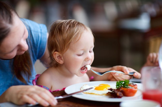The correlation between parental influence and ultimate food preferences is surprisingly low