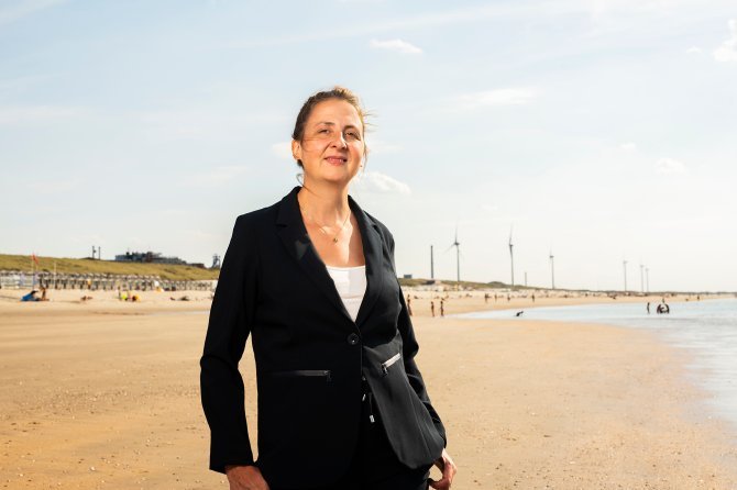 Josien Steenbergen is coordinator of the offshore wind research domain at Wageningen Marine Research.