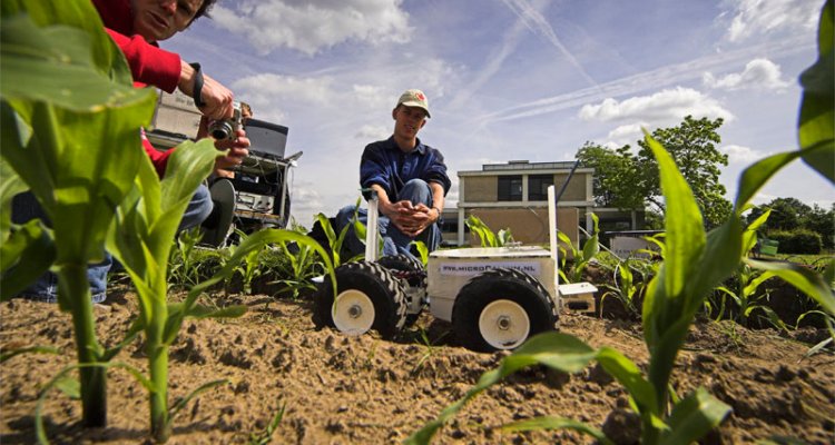 Agro food robotics