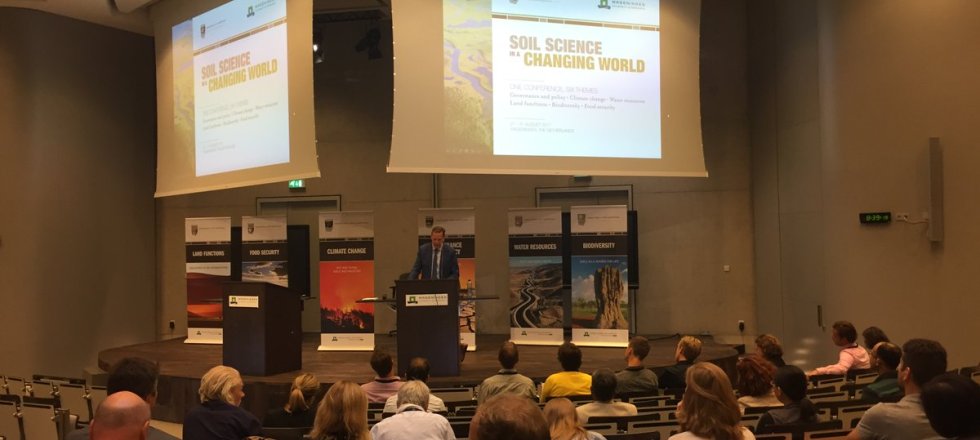 Bram de Vos opening the WSC17: "Soils are part of the solution and part of the transition to a circular biobased economy."