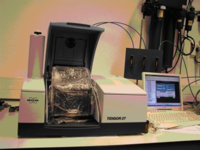 FTIRSpectrometer.jpg